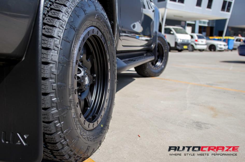 TOYOTA HILUX N80 4WD TROPHY MATTE BLACK WITH ANTHRACITE RING